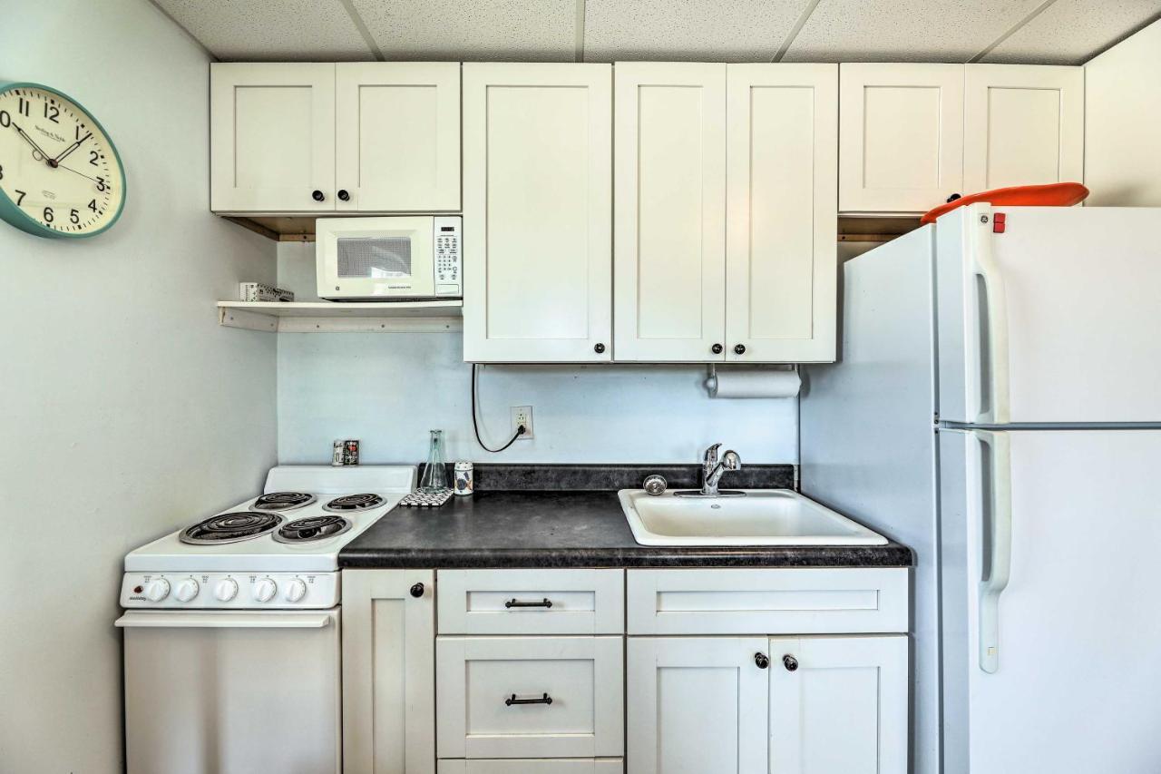 Atlantic With Community Pool! Apartment